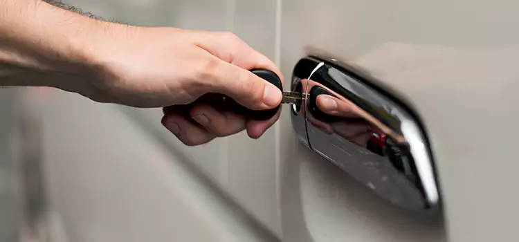 Why Choose Our Auto Locksmith Team in Gladstone, MO?